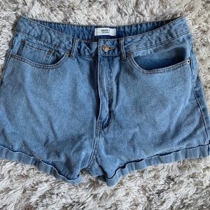 Forever 21 High-rise mom shorts!!